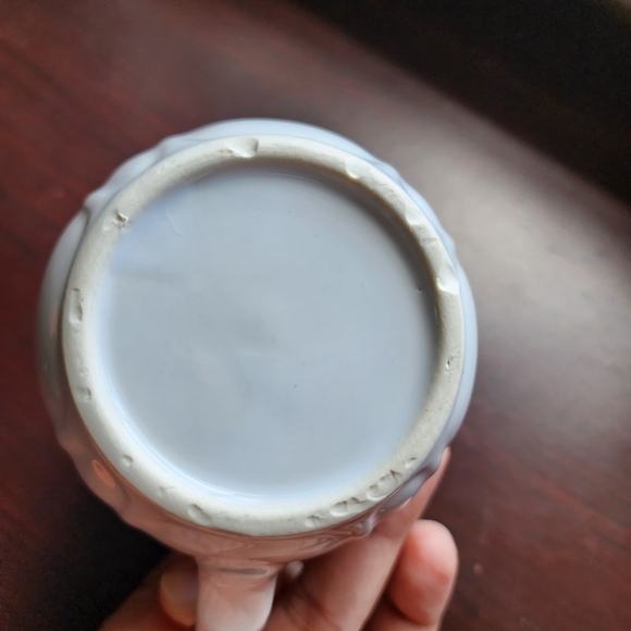 Ceramic white with blue roses cup - Picture 9 of 14